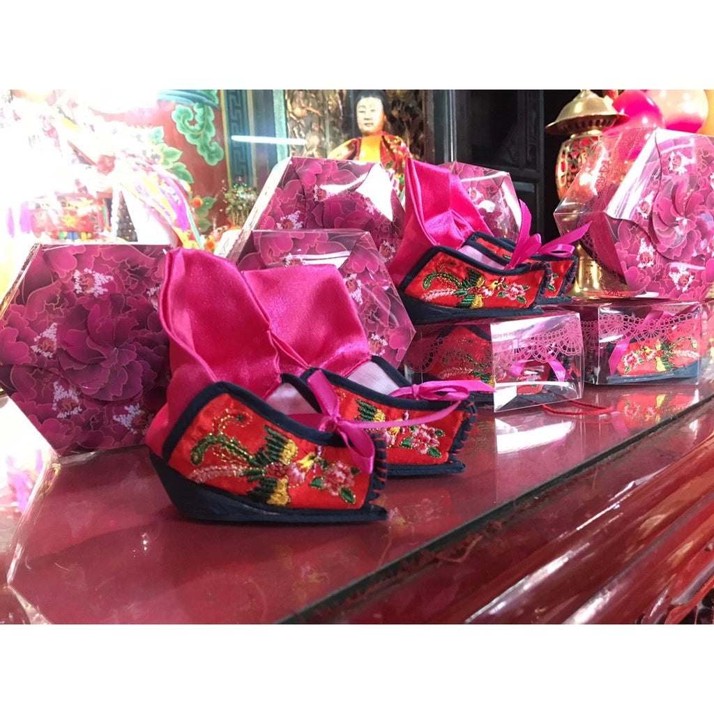 臺灣【新竹都城隍廟】和諧同心鞋 包香港平郵 台灣直寄需時13工作天